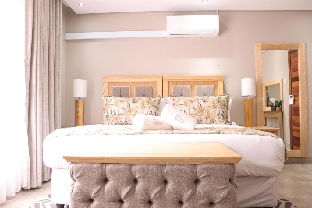 Eden Boutique Hotel Кокстад Экстерьер фото
