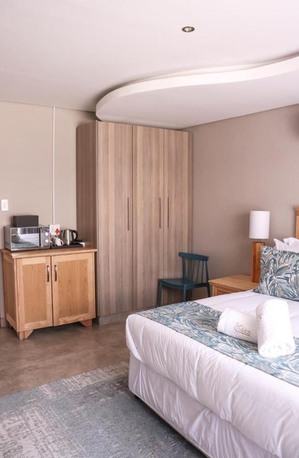 Eden Boutique Hotel Кокстад Экстерьер фото