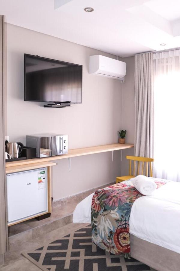 Eden Boutique Hotel Кокстад Экстерьер фото