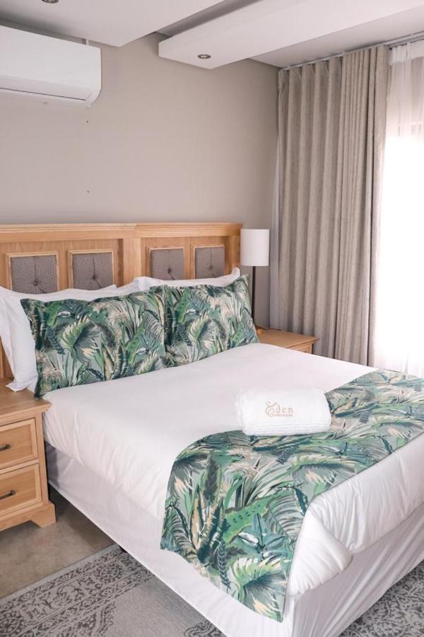 Eden Boutique Hotel Кокстад Экстерьер фото