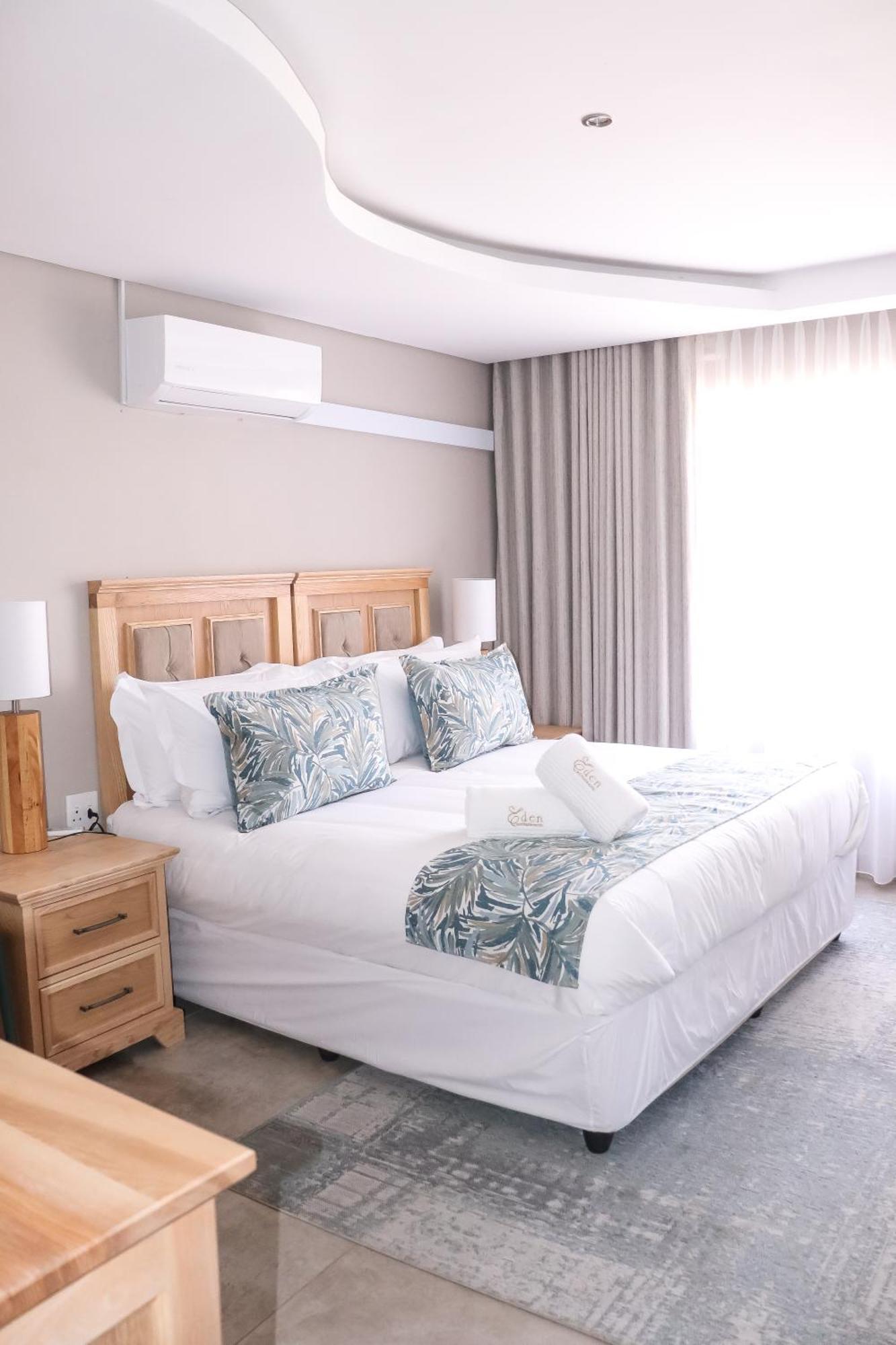 Eden Boutique Hotel Кокстад Экстерьер фото